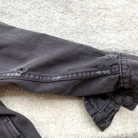 Italian Embroidered Oversized Denim Jacket - Picture 11 of 16